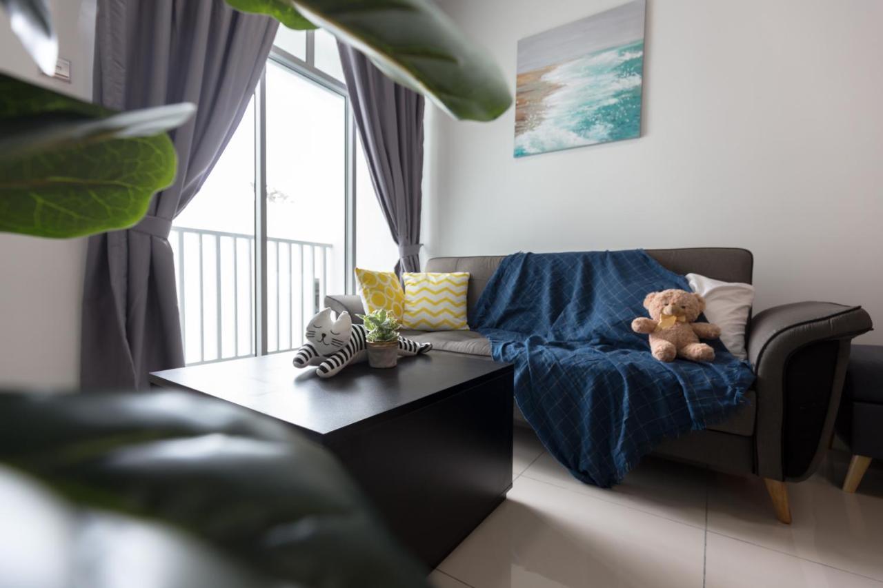 Pangsapuri Twin Danga Homestay *